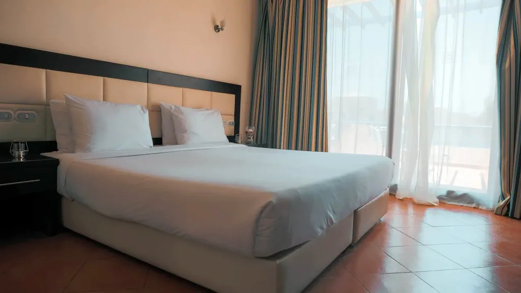 الفندق كانكون بيتش ريزورت - العين السخنة